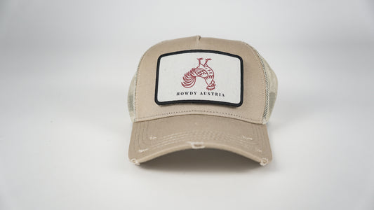 Trucker Cap Beige Inverted Chicken