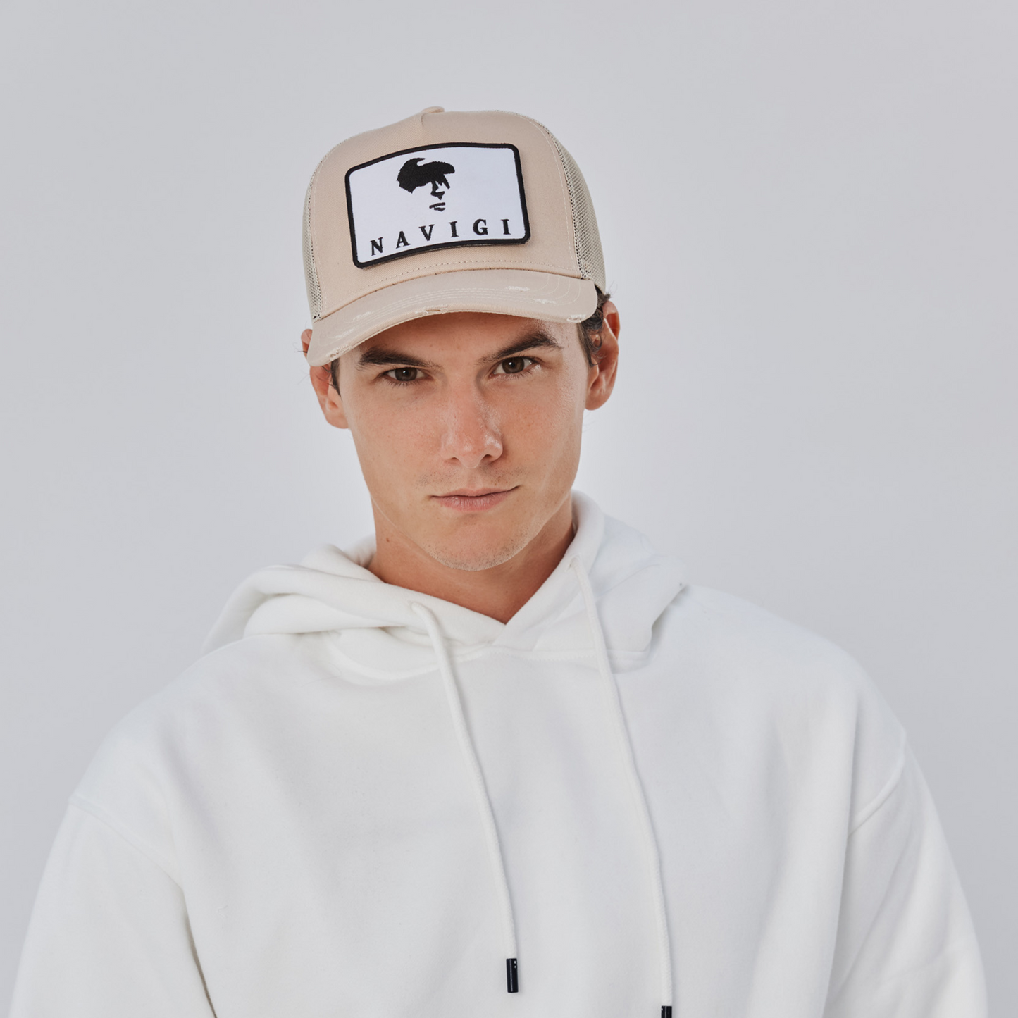 Trucker Cap Beige mit wandelbarem Patch
